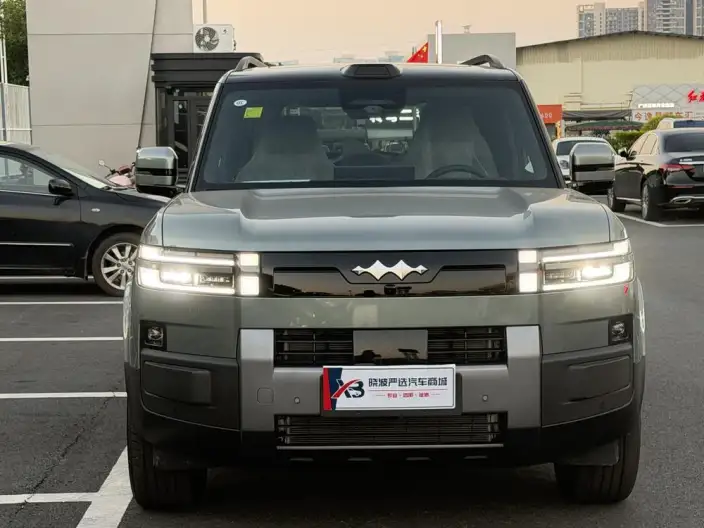 Titan 7 PHEV 2025 Model 190KM 4WD Ultra Edition – фото 2