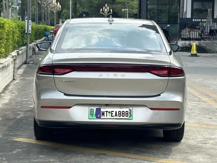 AION S 2022 Model Mei 580 Pio – фото 5