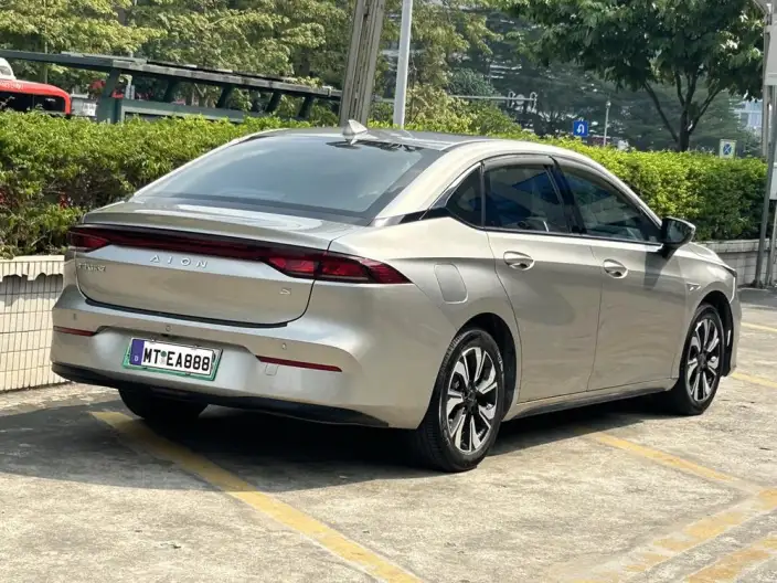 AION S 2022 Model Mei 580 Pio – фото 6