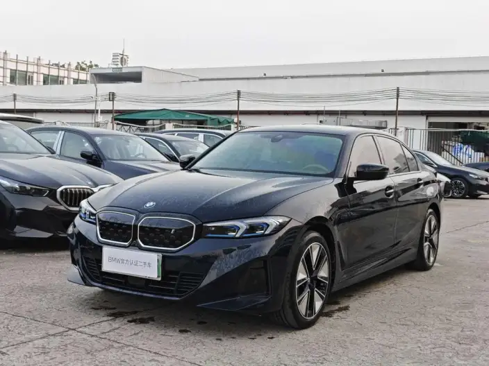 BMW i3 2023 Model Facelift eDrive40L Night Edition Sports Set – фото 1