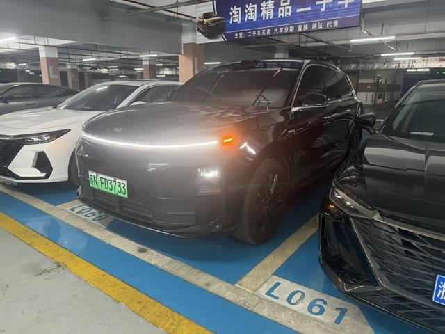 Li Auto L6 2024 Max – фото 1