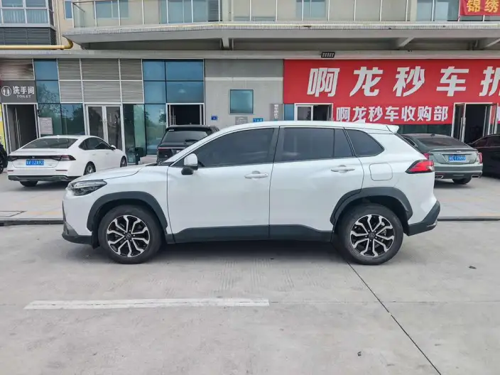 Frontlander 2022 Model 2.0L CVT Deluxe Edition – фото 3