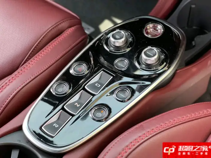 McLaren GT 2019 Model 4.0T Standard Model – фото 9