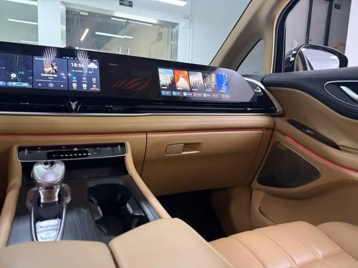 VOYAH Dreamer PHEV 2024 Model Ultra-long Endurance Premium Edition – фото 10