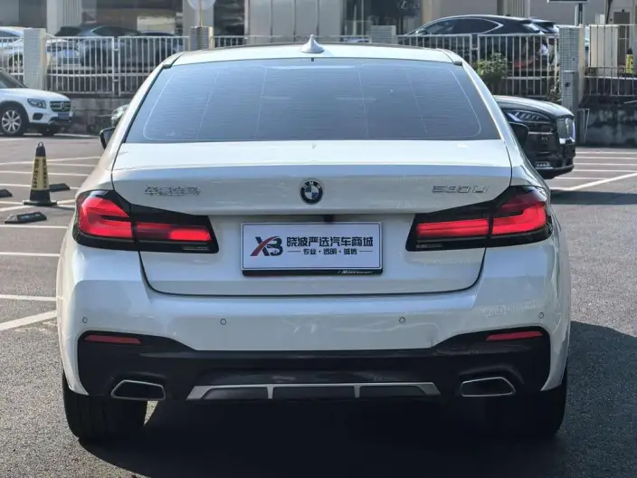 BMW 5 Series 2022 Model Facelift 530Li Leading Model M Sports Set – фото 5