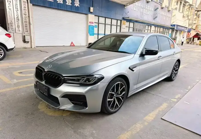 BMW 5 Series 2023 Model 530Li Exclusive Model M Sports Set – фото 1