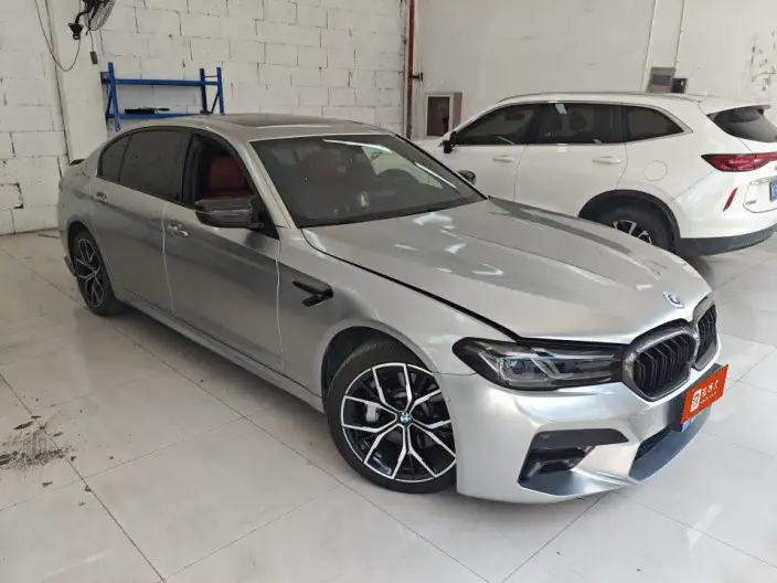 BMW 5 Series 2023 Model 530Li Exclusive Model M Sports Set – фото 2