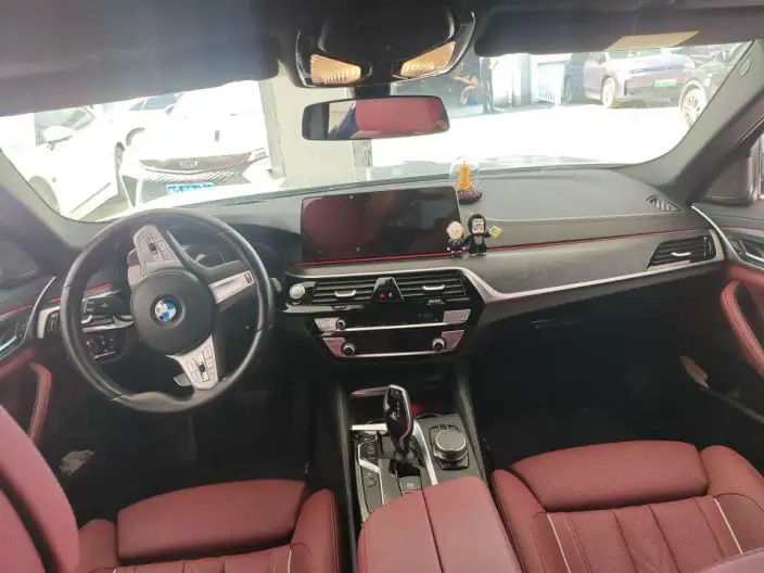 BMW 5 Series 2023 Model 530Li Exclusive Model M Sports Set – фото 6