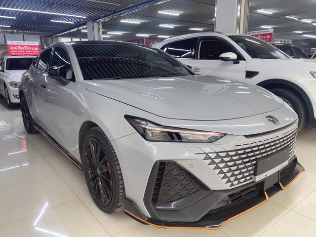 Changan UNI-V 2022 2.0T Speed – фото 3