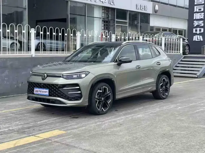 Volkswagen Tayron 2025 Model Volkswagen Tayron L 380TSI 4WD Luxury – фото 1