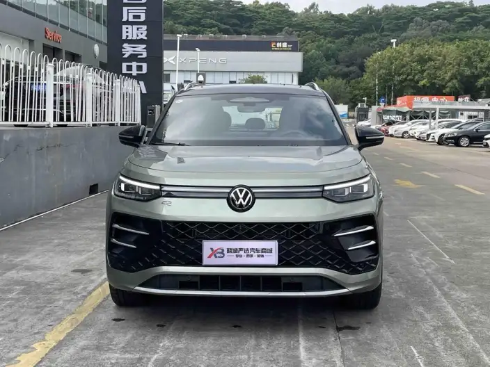 Volkswagen Tayron 2025 Model Volkswagen Tayron L 380TSI 4WD Luxury – фото 2