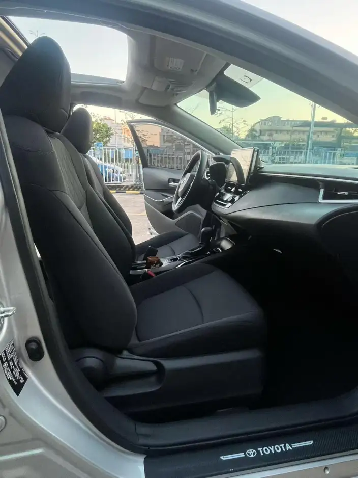 Toyota Corolla 2019 Model Hybrid 1.8L E-CVT GL-i Pioneer Edition – фото 7