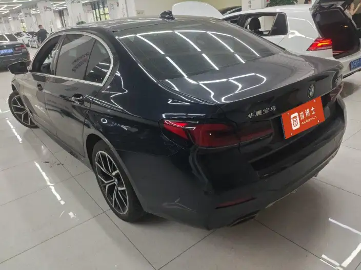 BMW 5 Series 2023 Model 530Li Exclusive Model M Sports Set – фото 3