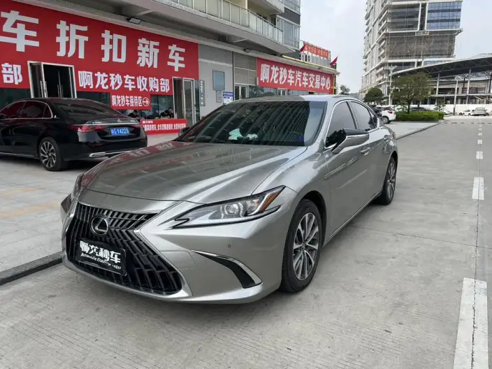 Lexus ES 2022 Model 200 Superior Edition – фото 1