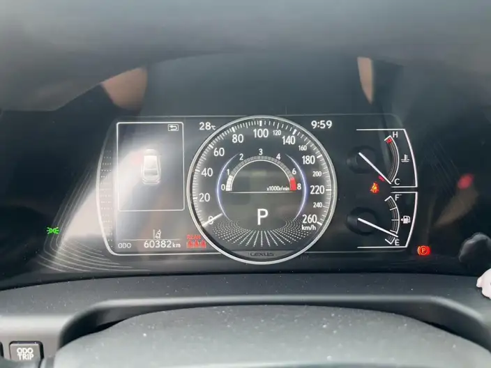 Lexus ES 2022 Model 200 Superior Edition – фото 7