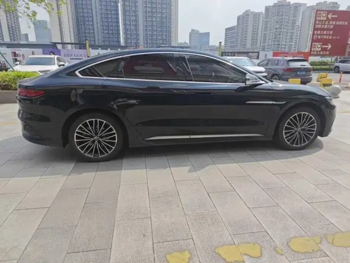 BYD Han EV 2023 Model Champion Edition 506KM Noble Model – фото 8
