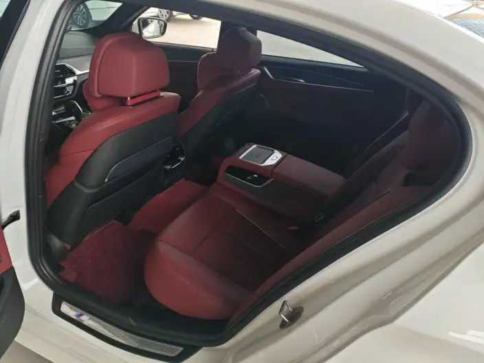 BMW 5 Series 2022 Model Facelift 530Li Exclusive Model M Sports Set – фото 7