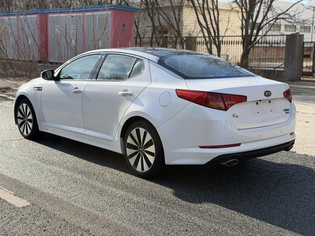 Kia K5 2012 модификация 2.0L автоматическое GL – фото 3
