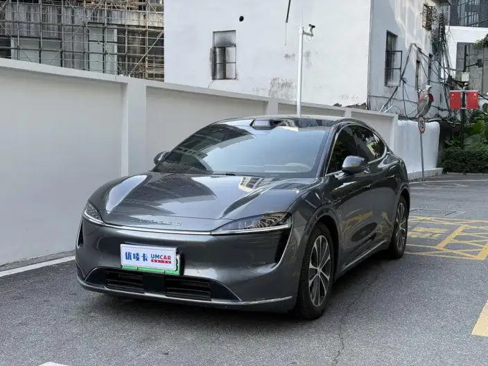Luxeed R7 2024 Model Extended Range 37kWh Max Rear Drive Edition
