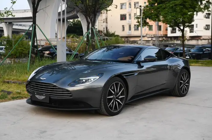 Aston Martin DB11 2020 Model 4.0T V8 Coupe – фото 1