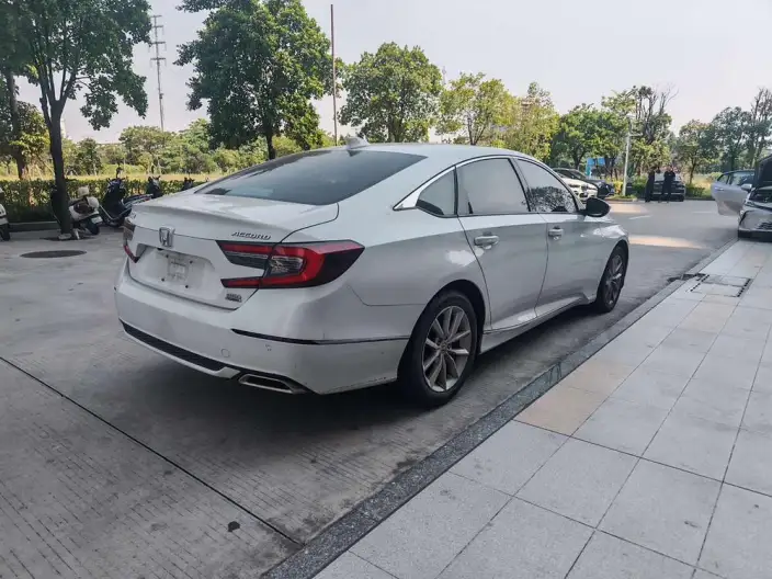 Honda Accord 2022 Model 260TURBO Deluxe Edition – фото 5