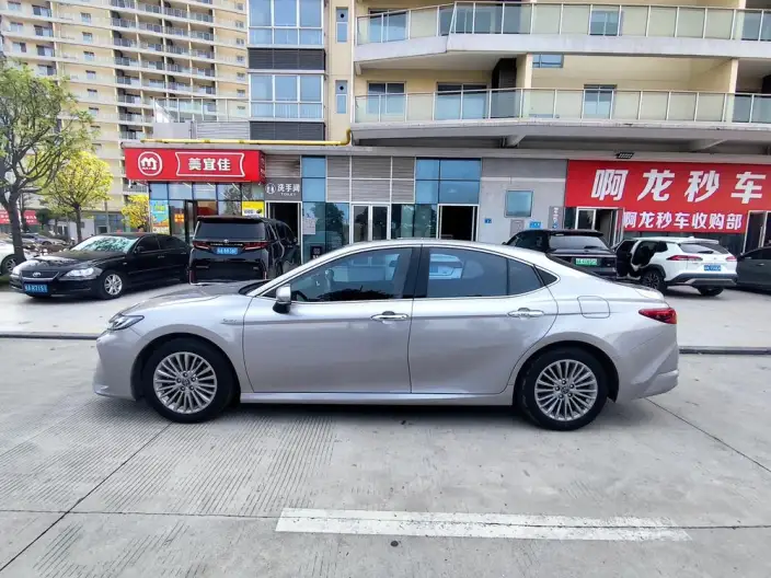 Toyota Camry 2024 Model Hybrid 2.0HGVP Deluxe Edition – фото 3