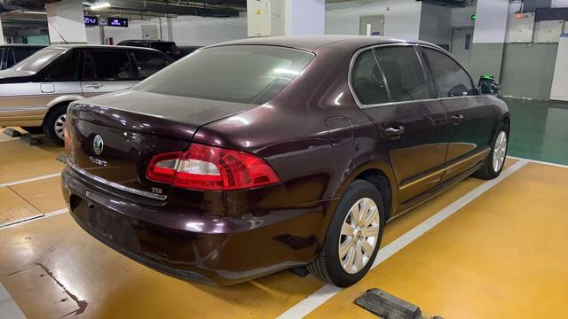 Skoda Superb 2012 модификация 1.8TSI автоматическое Elegant Edition – фото 8