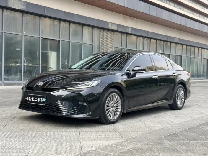 Toyota Camry 2024 Model Hybrid 2.0HGVP Deluxe Edition – фото 1