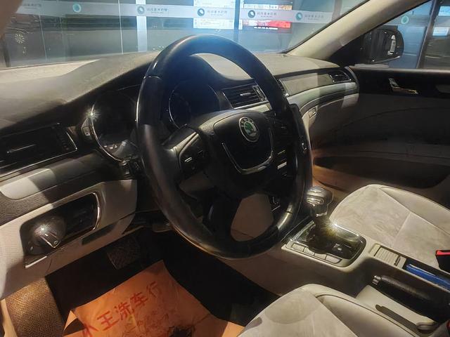 Skoda Superb 2009 модификация 1.8TSI автоматическое Youya Edition – фото 16
