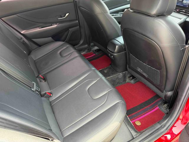 Hyundai Elantra 2021 1.5L CVT LUX Premium – фото 5