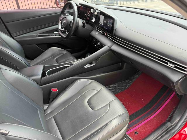 Hyundai Elantra 2021 1.5L CVT LUX Premium – фото 6