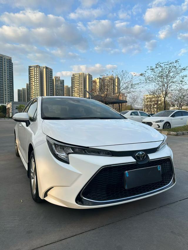 Toyota Levin 2022 185T CVT Luxury – фото 3