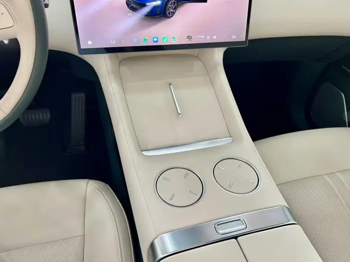 Xiaomi YU7 2025 Model 4WD Max Edition – фото 8