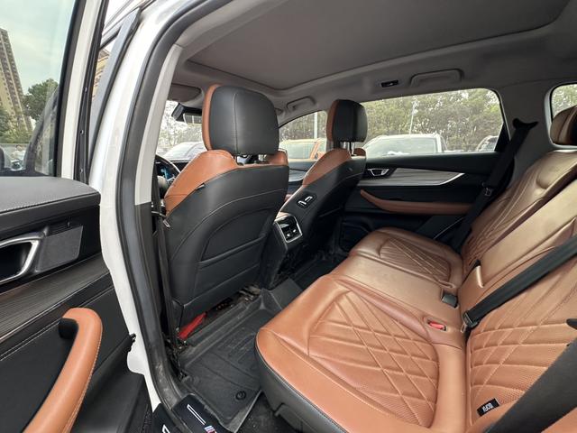 Chery Tiggo 8 PLUS 2022 290TGDI DCT Premium Edition+ – фото 8