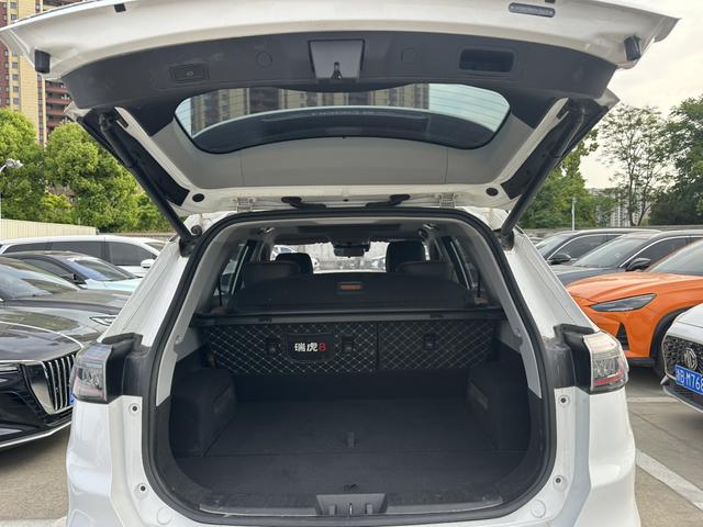 Chery Tiggo 8 PLUS 2022 290TGDI DCT Premium Edition+ – фото 13