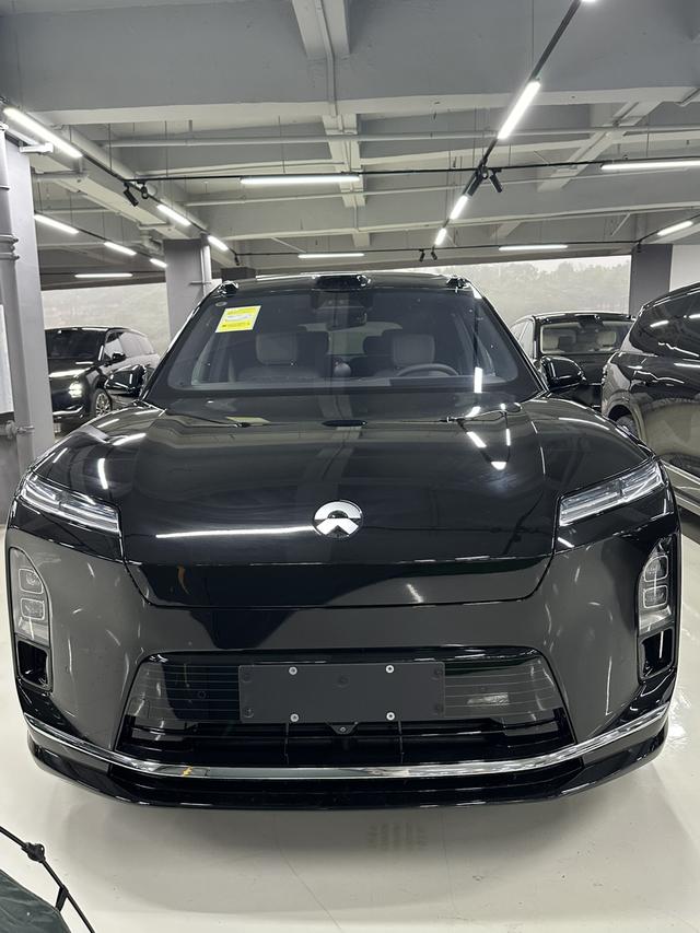 NIO ES8 2026 модификация VI seat Executive Signature Edition – фото 2
