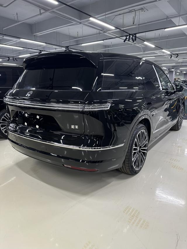NIO ES8 2026 модификация VI seat Executive Signature Edition – фото 4