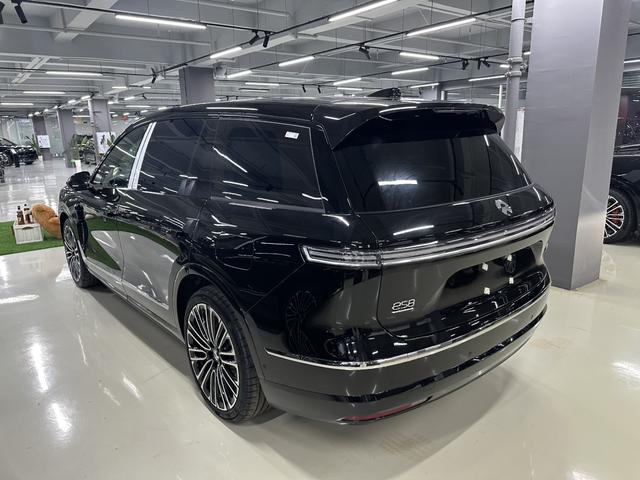 NIO ES8 2026 модификация VI seat Executive Signature Edition – фото 5