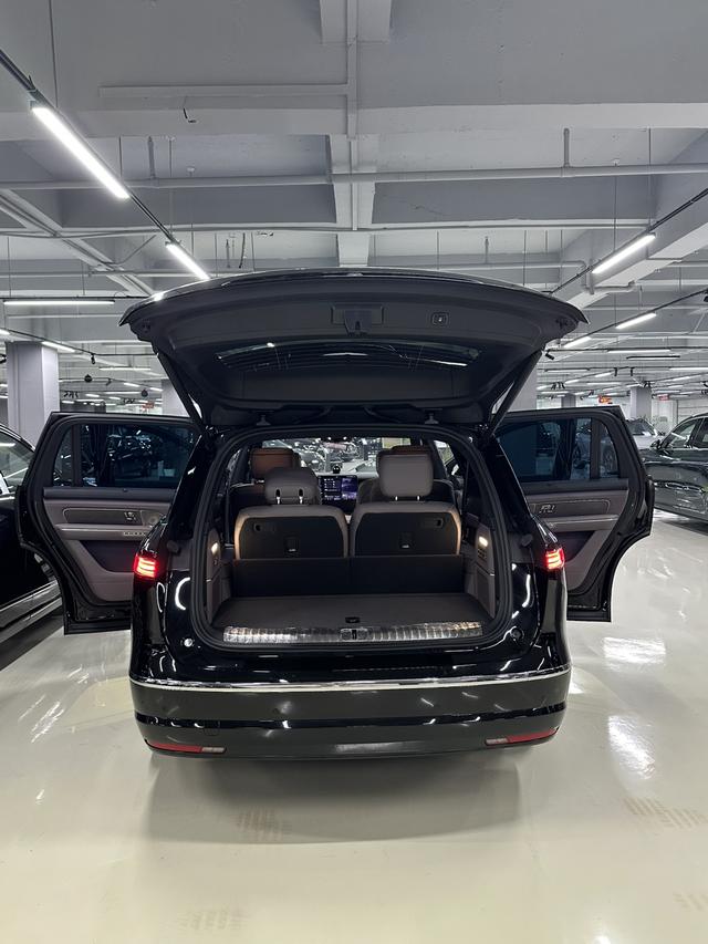 NIO ES8 2026 модификация VI seat Executive Signature Edition – фото 13