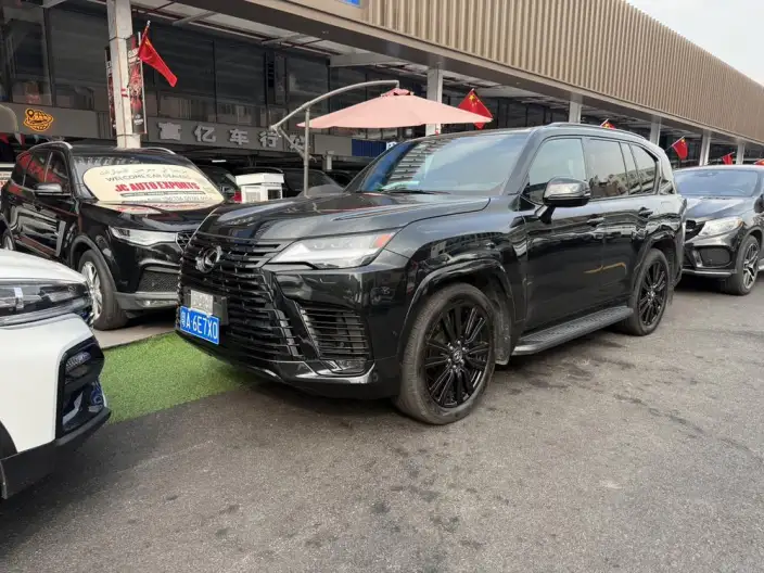 Lexus LX 2025 Model 700h Territory Edition – фото 1