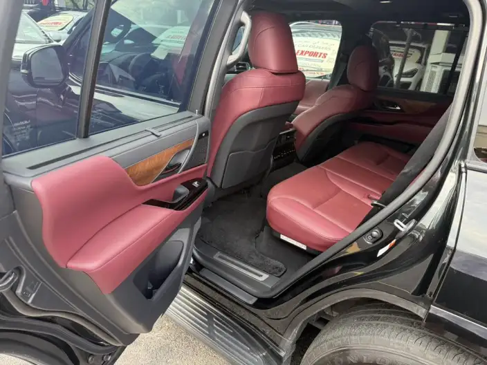 Lexus LX 2025 Model 700h Territory Edition – фото 5