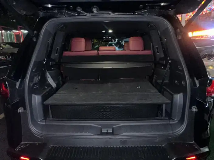 Lexus LX 2025 Model 700h Territory Edition – фото 10