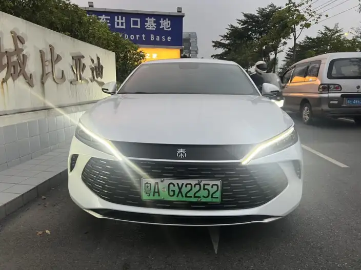 QinL DM 2024 Model DM-i 80KM Leading Model – фото 2