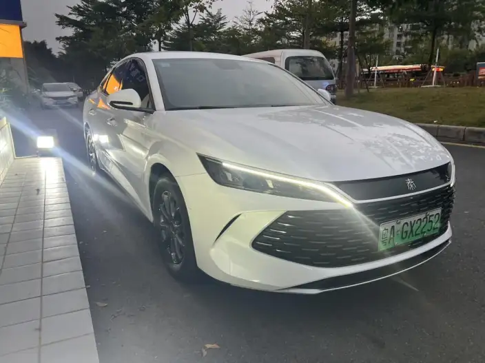 QinL DM 2024 Model DM-i 80KM Leading Model – фото 3