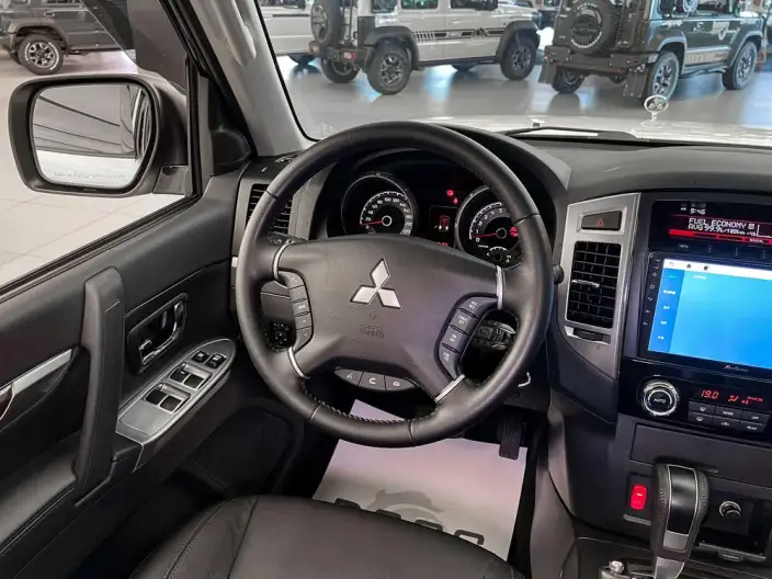 Mitsubishi Pajero Imported 2020 Model 3.0L Automatic 4WD 7 seat Parallel Imported – фото 9