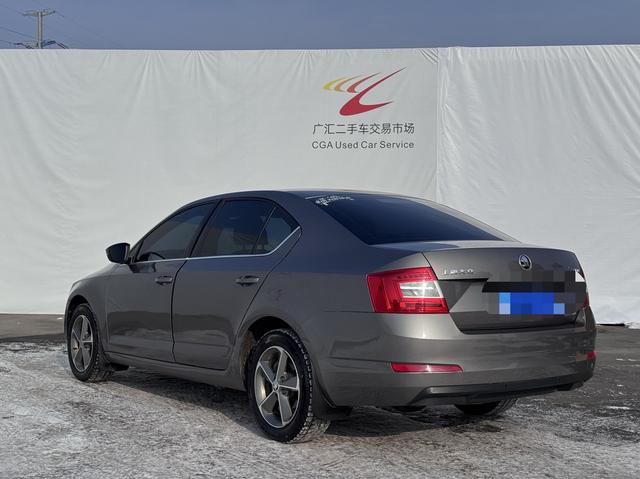 Skoda Octavia 2015 модификация 1.6L Manual Yi Jie Edition – фото 5