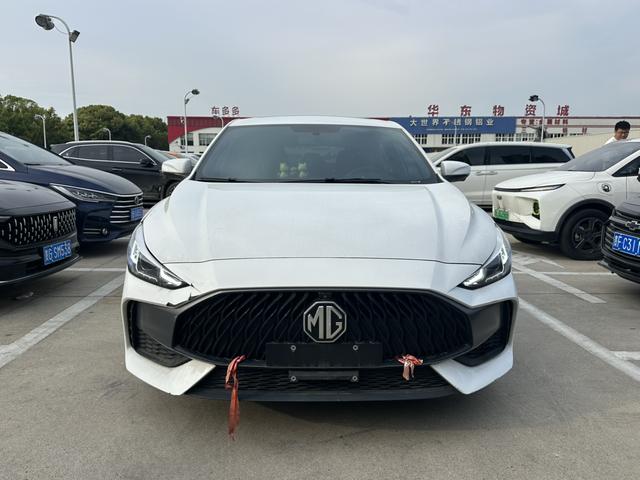 MG5 2022 180DVVT CVT Youth Luxury – фото 2