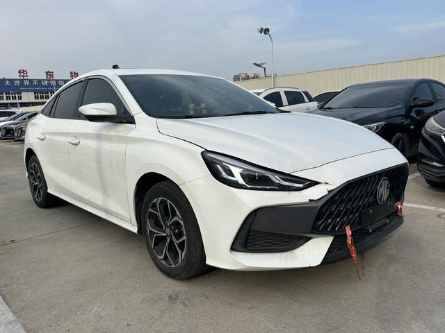 MG5 2022 180DVVT CVT Youth Luxury – фото 3