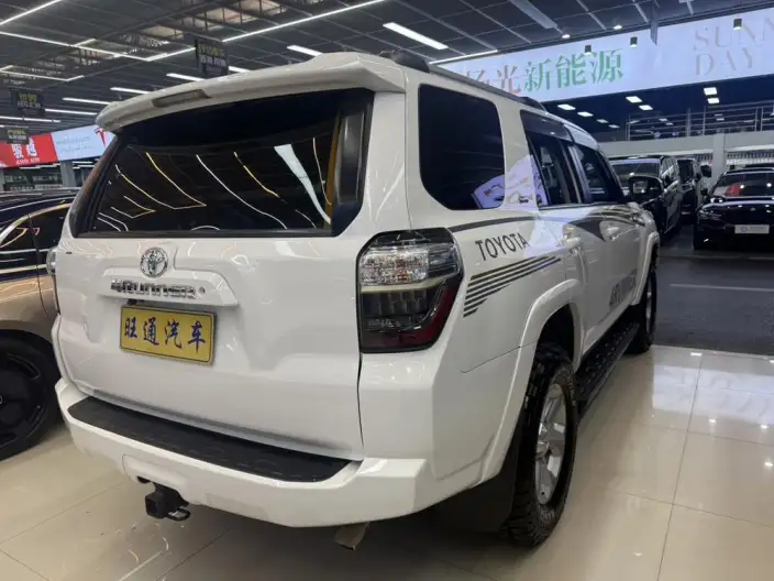 4Runner 2019 Model 4.0L Automatic 4WD 7 seat Parallel Imported – фото 4