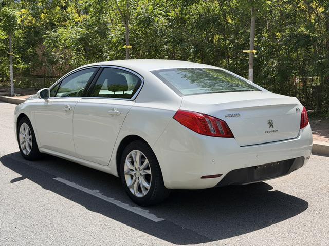 Peugeot 308 2013 модификация 2.0L лян Anniversary Memorial автоматическое Smart Edition – фото 3